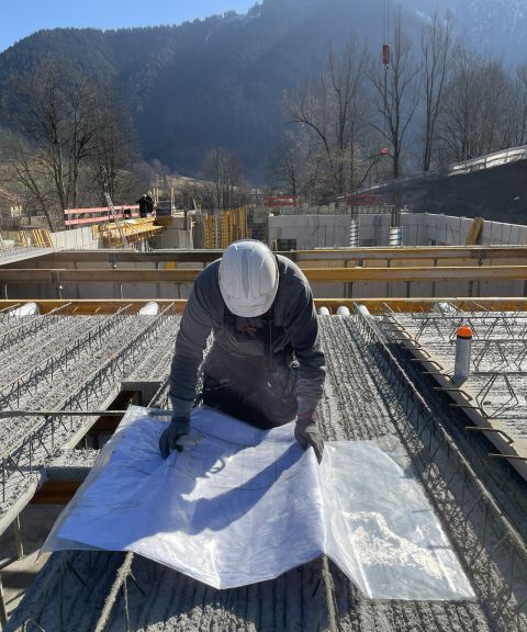 Stap voor stap naar nummer 12: Het uitzicht vanaf de bouwplaats van het Explorer Hotel Bayrischzell is werkelijk indrukwekkend!