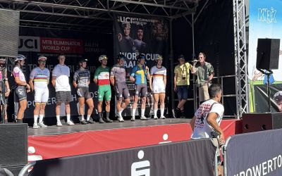 Die Profis im MTB Eliminator Sport auf der Bühne in Aalen