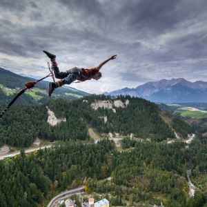 BungyJump von der Europabrücke