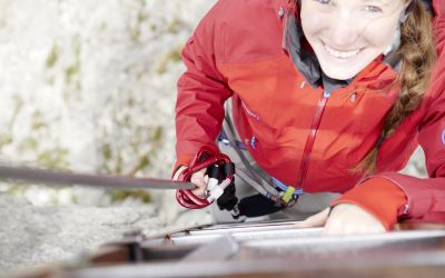 Die Explorer Hotels in Deutschland und Österreich sind immer in top Alpen-Regionen gelegen. Somit sind sie in Deinem Kletter-Urlaub die perfekte Unterkunft, denn schnell bist Du in den besten Klettersteigen in den Alpen angelangt.