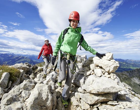 Sicherung ist wichtig im Kletter-Urlaub in den Alpen