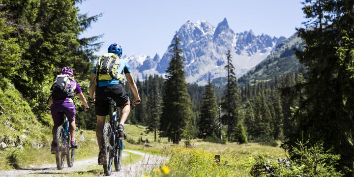 Discover the Alps by bike!