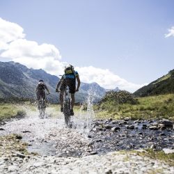 Unterwegs mit dem Mountainbike im Silbertal im Montafon