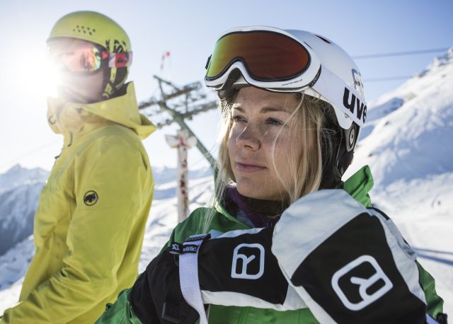 Přenocujte v moderních designových pokojích Explorer Sporthotels a začněte fantastický den lyžování v horách. Objevte nejlepší sjezdovky v Německu a Rakousku v okolí vašeho ubytování!