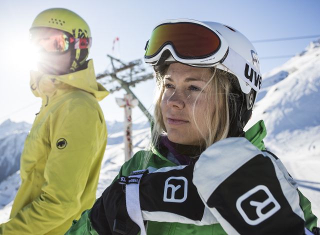 Overnacht in de trendy designkamers van de Explorer Sporthotels en begin een fantastische skidag in de bergen. Ontdek de beste skipistes van Duitsland en Oostenrijk, direct vanuit uw accommodatie!