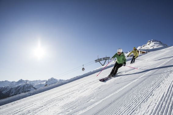 Dein Ski-Vergnügen in den Alpen