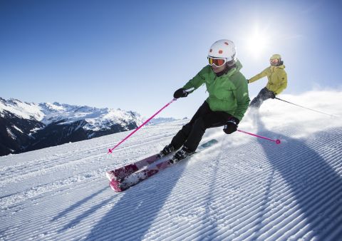 Es gibt viele Gründe für einen Skiurlaub in den Explorer Hotels. Wusstest Du, dass alle Explorer Hotels in top Alpenregionen in Deutschland und Österreich liegen?