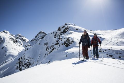 Skitour durch den Tiefschnee