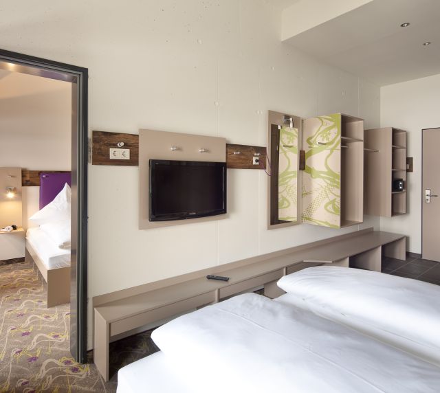 At the Explorer Hotels, you'll stay in spacious, trendy designer rooms. The rooms feature ample storage space for your sports equipment.