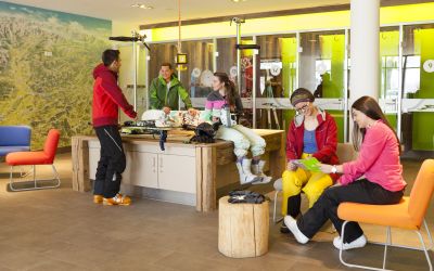 Die Werkbank ist Teil unserer Lounge, hier triffst Du andere Entdecker und erfährst wo sie unterwegs waren.