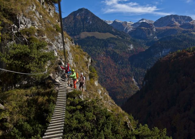 La via ferrata, une activité en plein essor, gagne en popularité et touche désormais Berchtesgaden. Pourquoi ne pas vous renseigner auprès de l'école de via ferrata de Berchtesgaden ?
