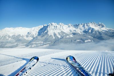 Des panoramas à couper le souffle et d'innombrables kilomètres de pistes vous attendent pour vos vacances d'hiver au Tyrol. Les Alpes de Kitzbühel offrent des pistes adaptées à tous les niveaux.