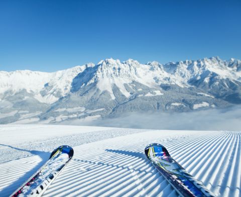 Traumhafte Ausblicke und zahlreiche Pistenkilometer erwarten Dich bei Deinem Winterurlaub in Tirol. Die Kitzbüheler Alpen bieten für jede Könnerstufe, die passende Piste.