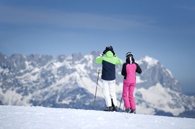 Z lyžařského střediska St. Johann in Tirol/Oberndorf na Kitzbüheler Horn si při lyžování užijete fantastické výhledy. Mimo jiné uvidíte Wilder Kaiser.