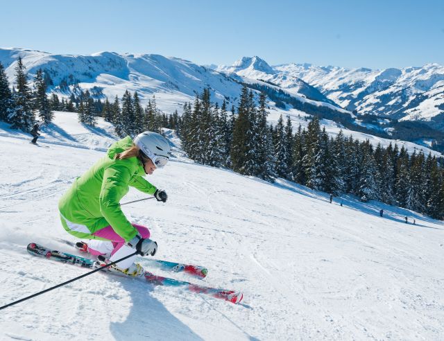 Každá hora v Kitzbühelských Alpách má svá jedinečná rysy. Ať už jste rodina, nadšenec do hlubokého sněhu nebo profesionál, s kartou Kitzbühel Alps All Star Card si vždy najdete perfektní sjezdovku.