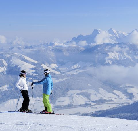 Tirol, met de Kitzbüheler Alpen, biedt u ontelbare kilometers aan afwisselende pistes.