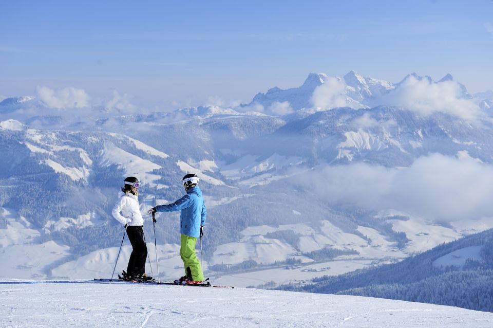 Tirol bietet Dir mit den Kitzbüheler Alpen unzählige abwechslungsreiche Pistenkilometer.