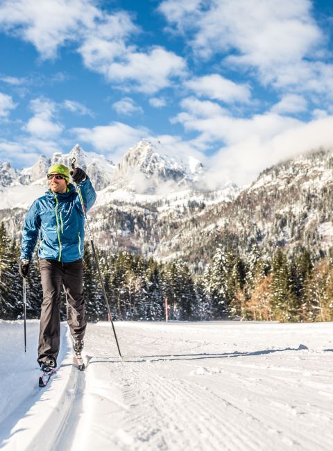 Over 700 km of trails are available for cross-country skiers in the Kitzbühel Alps. Whether beginner or advanced, classic or skate, everyone will find their perfect trail here.