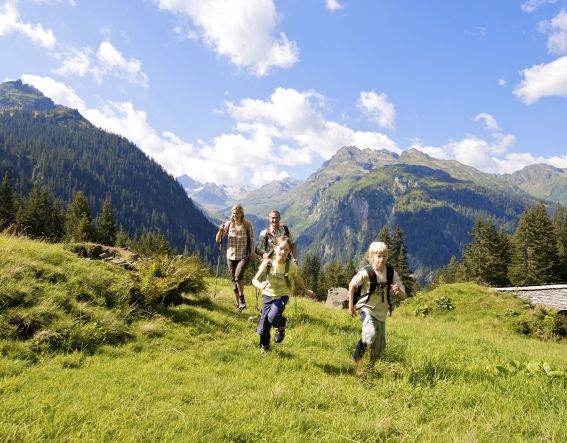 Rondom het Explorer Hotel kunnen ontdekkingsreizigers van alle leeftijden optimaal genieten van de natuur.