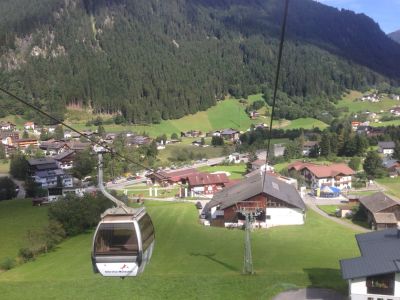 Nahe des Explorer Hotels liegt die Versettla Bahn ideal als Startpunkt für tolle Wanderungen.