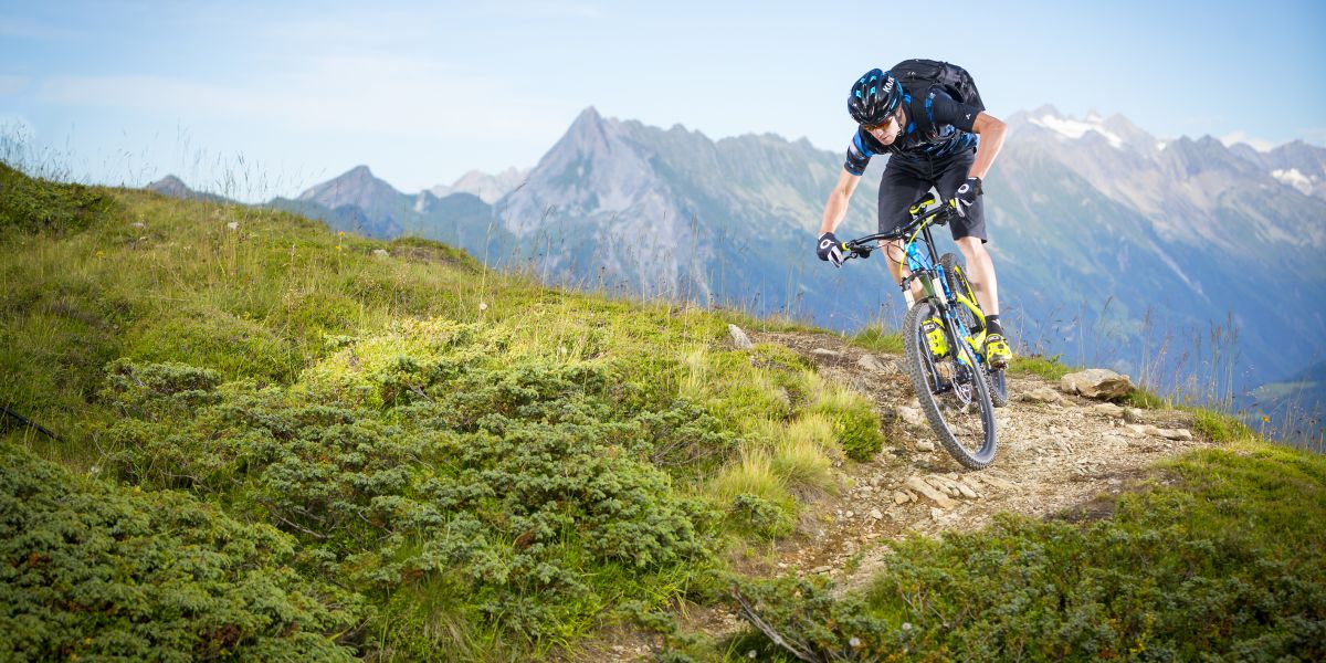 Im Zillertal, rund um das Explorer Hotel in Kaltenbach kannst Du Dich auf zahlreichen Singletrails auspowern.