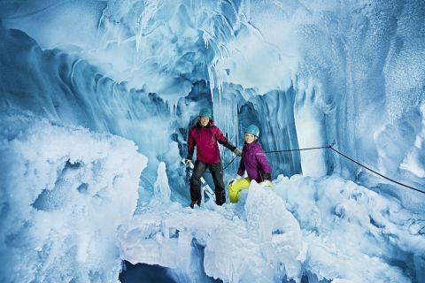 In the Ice Palace, only blue tones are reflected from the ice, creating a stunning play of turquoise hues.