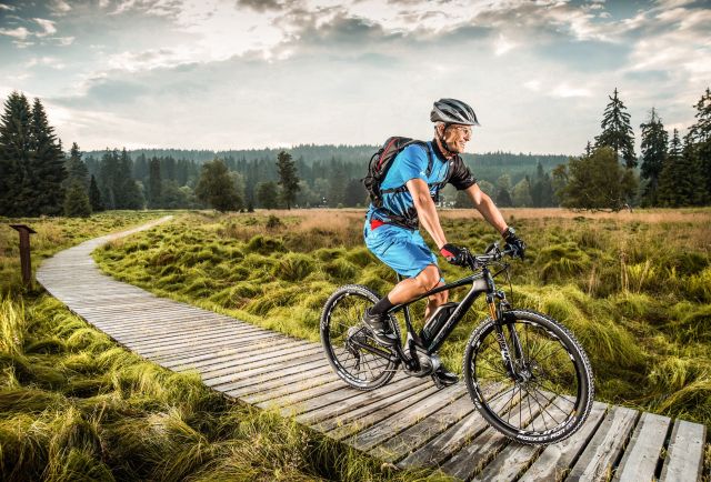 Vélo électrique dans les Alpes de Kitzbühel ©mirjageheye5