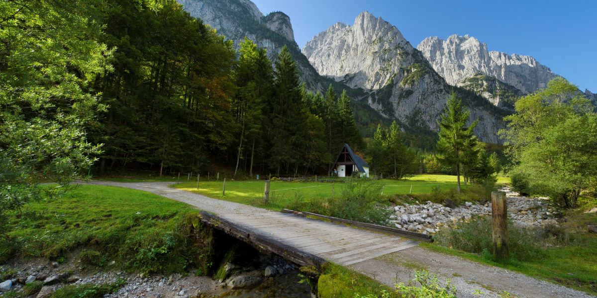 Das Kaiserbachtal - Naturschutzgebiet mit urigen Hütten
