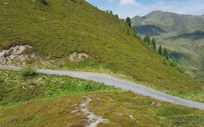 Die Zillertaler Höhenstraße durch die Alpen