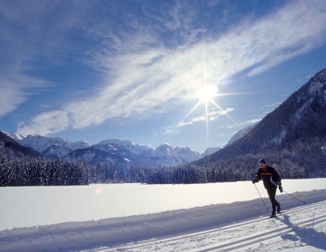 You will find perfectly groomed cross-country ski trails around the new Explorer Hotel Hinterstoder in the Pyhrn-Priel region.