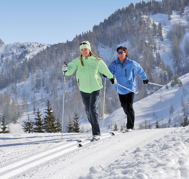 Con la pista Hinterstoder nella valle e la pista Hutterer-Böden, Hinterstoder vi offre due fantastiche piste per lo sci di fondo per la vostra vacanza sugli sci all'Explorer Hotel.