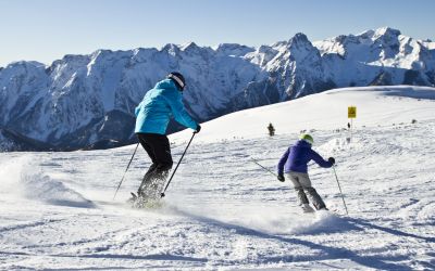 Ab auf die Pisten in Hinterstoder! Traumhafte Pistenbedingungen, Schneesicherheit und durchgehender Winterbetrieb von Dezember bis in den April - was will man mehr?