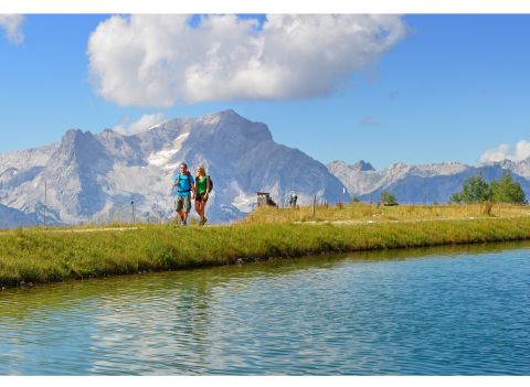 Che ne dici di una passeggiata intorno al bacino idrico?