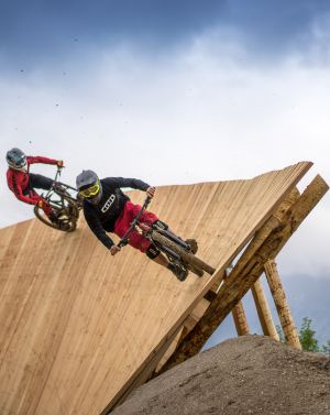 Auch für Bikefans ist im Urlaub im Explorer Hotel Hinterstoder in der Region Phyrn-Priel einiges geboten, wie z.B. der Bikepark Wurbauerkogel.