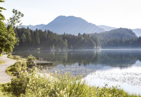 A Berchtesgaden, in Baviera, l'idilliaco lago Hintersee si trova non lontano dall'Explorer Hotel Berchtesgaden. La regione ha molto più da scoprire oltre al Watzmann e al Königssee. Trascorrete le vostre vacanze nelle Alpi di Berchtesgaden e scopritelo di persona!