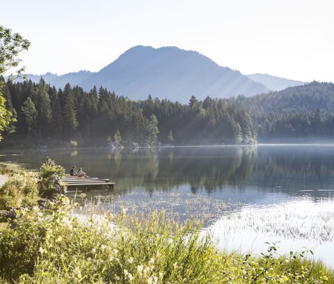 In Berchtesgaden, Bavaria, the idyllic Hintersee lake is located not far from the Explorer Hotel Berchtesgaden. The region has so much more to discover than just the Watzmann and Königssee. Spend your vacation in the Berchtesgaden Alps and see for yourself!