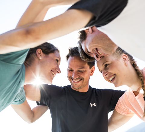 A challenging hike brings people together. Explorer Hotels organize various free team events for companies and clubs.