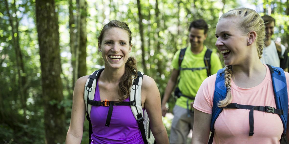 Ob bei einer Wanderung oder Radtour in Deutschland oder Österreich - die Alpen sind ein toller Platz um gemeinsam und unbeschwert in der Natur Zeit zu verbringen. Immer die passende Unterkunft in den Alpen: Das Explorer Hotel