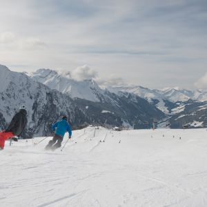 MayrhofnerBergbahnen Skifahren am GeniesserbergAhorn 2