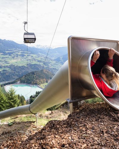 3-2-1 los geht die Rutschpartie ins Tal Am Golm ist der neue Waldrutschenpark die Attraktion für Familien.