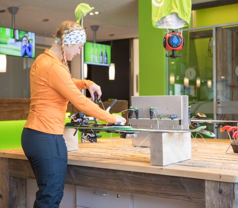 Con i nostri armadietti sportivi e i banchi da lavoro, sarai equipaggiato al meglio per tutte le tue avventure. Nulla potrà ostacolare la tua vacanza all'insegna dell'avventura!