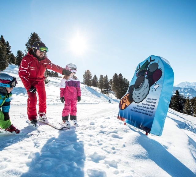 Het Ötztal belooft sneeuwpret voor het hele gezin. Skiën is een waar genot voor jong en oud.