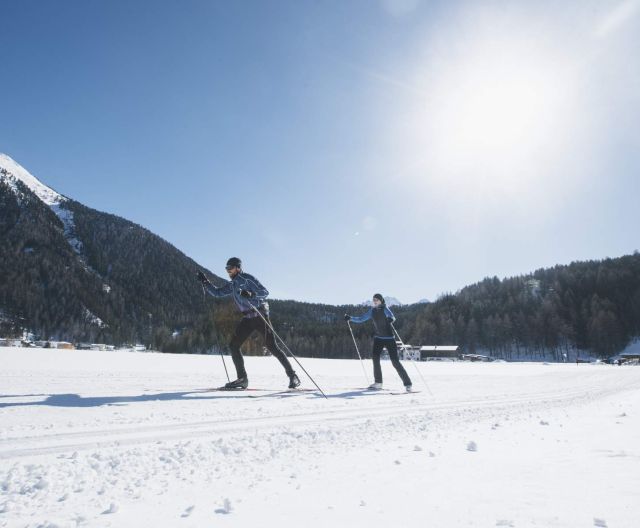 Les innombrables pistes de ski de fond de la vallée d'Ötztal offrent des activités pour les amateurs de sports d'hiver de tous âges. Le réseau de pistes bien aménagé promet une expérience de ski de fond de premier ordre.