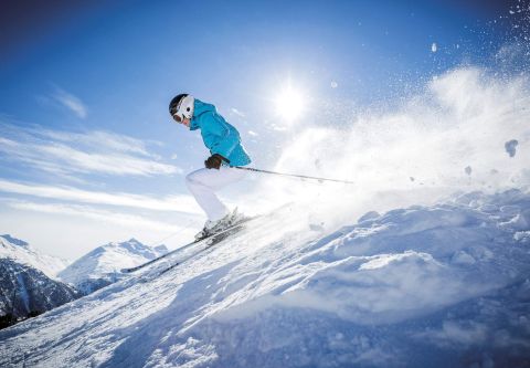 Met dit fantastische weer en de pistecondities is een dagje skiën extra leuk. Gewoonweg geweldig!