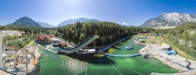 Entdecke den 20.000 Quadratmeter großen Wasserpark am Eingang des Ötztals. Baden, planschen, blobben, klettern, rutschen und springen. Wasserspaß pur ist garantiert!