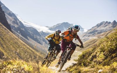 Auf den unzähligen Bikerouten im Ötztal kommen Mountainbike-Fans auf ihre Kosten. Bike-Spaß für Jung und Alt garantiert!