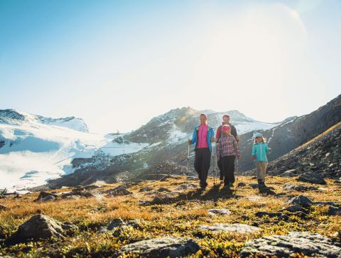 Álomszerű tájak és lélegzetelállító természet fedezhető fel Sölden számos túraútvonalán.