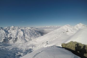 Panorama Ausblick vom Pfaffenbichl über das Zillertal