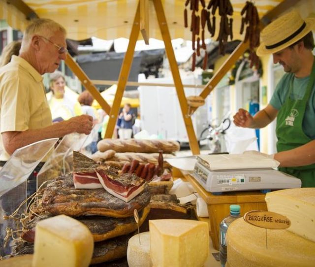 Utilizzare l'immagine solo per gli eventi di St. Johann!!!