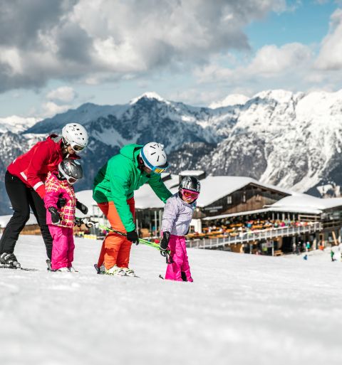 Síelés-családdal-Aktív-Hegyi-Golm-Montafon-Christoph-Schoech (2)